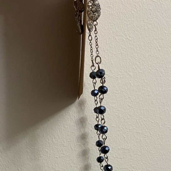 L: Navy Blue & Silver Necklace - Picture 6 of 8
